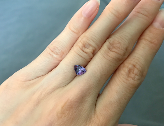 Color-change Sapphire 1.10ct