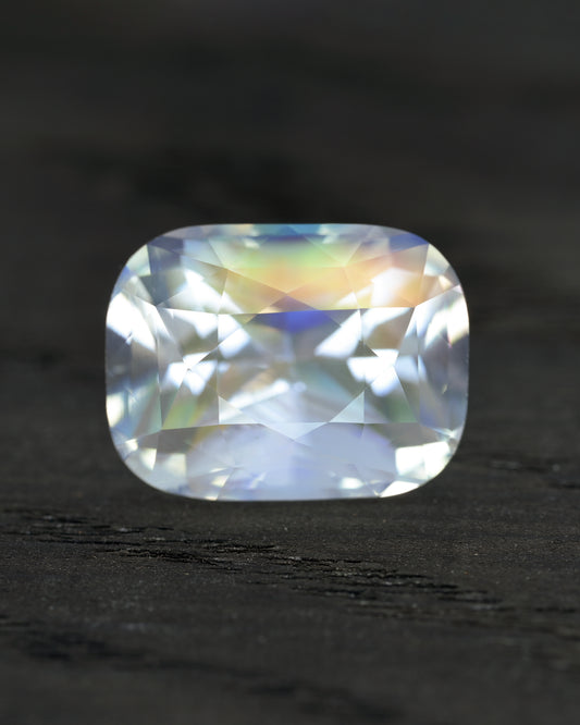 Rainbow Moonstone 6.48ct