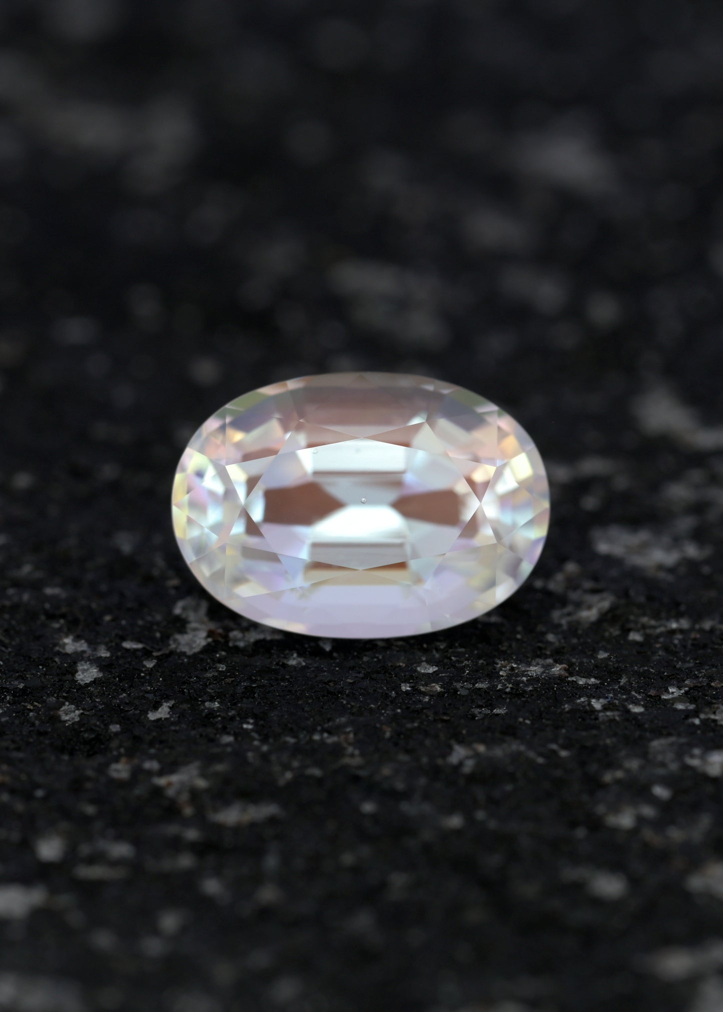 Rainbow Moonstone 1.32ct