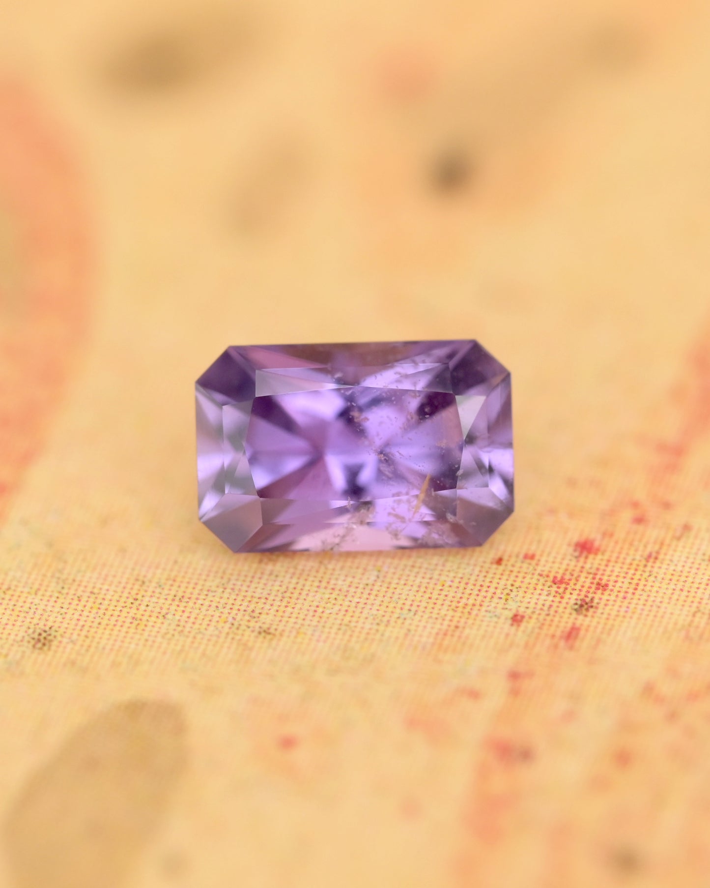 Color-Change Sapphire 0.95ct