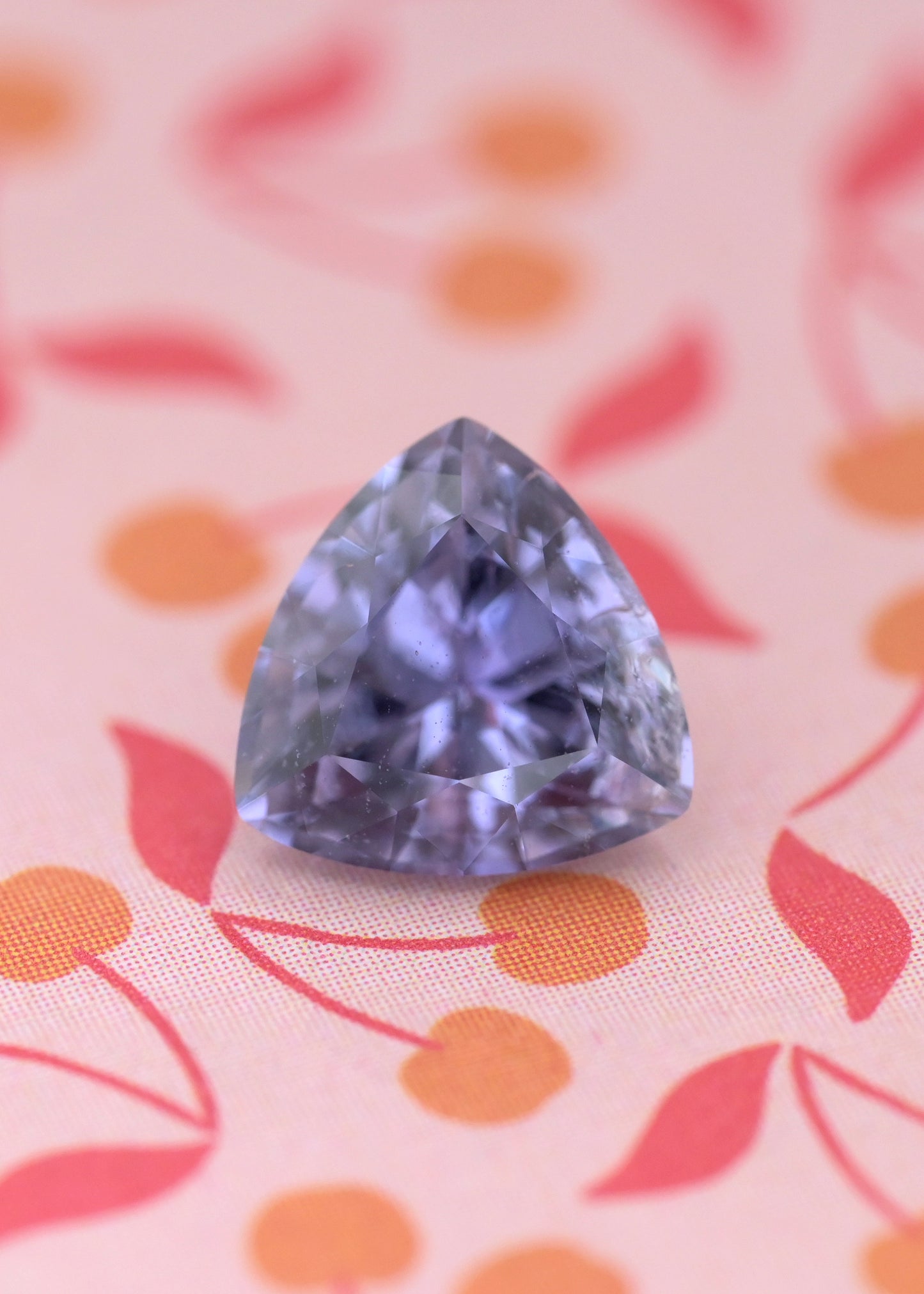 Violet Sapphire 1.55ct