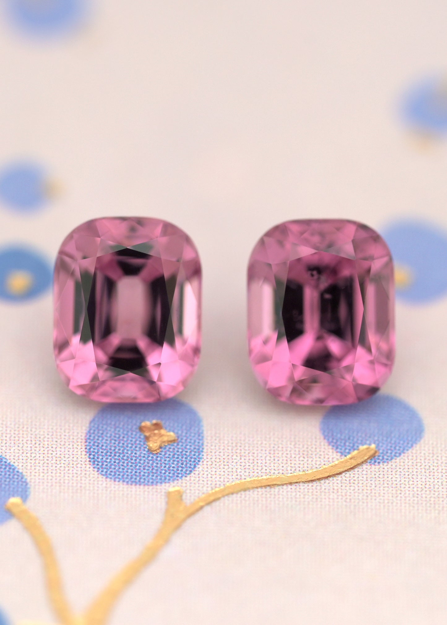Garnet pair 1.97ct