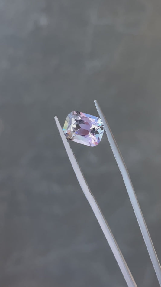Peacock Tanzanite 2.80ct