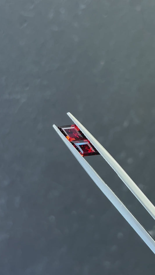 Garnet pair 1.33ct